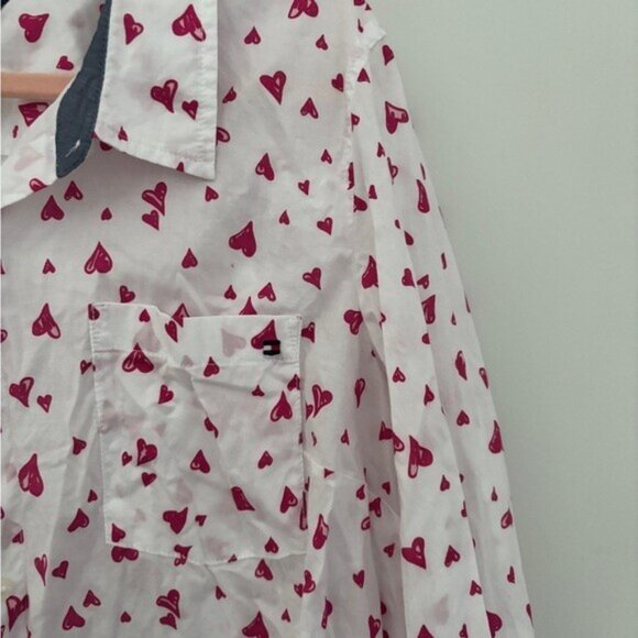 Tommy Hilfiger White Blouse – Red Heart Print Button-Up Shirt Size XL - Picture 4 of 6